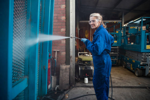 Why Choose Our Certified Pressure Washing Experts for Your Project Needs in Lincoln Heights, OH?